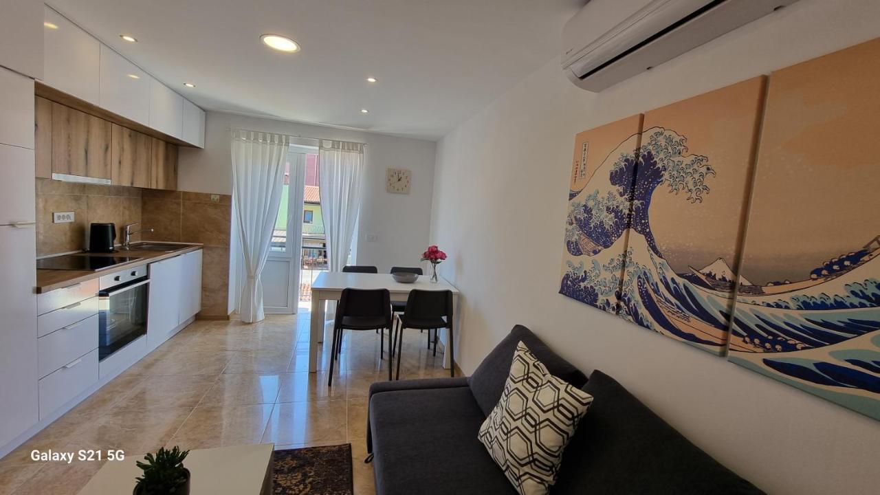 Apartment Rivarela Blu - Newly Renovated And Top Location Near Sea Novigrad Istria Exteriör bild