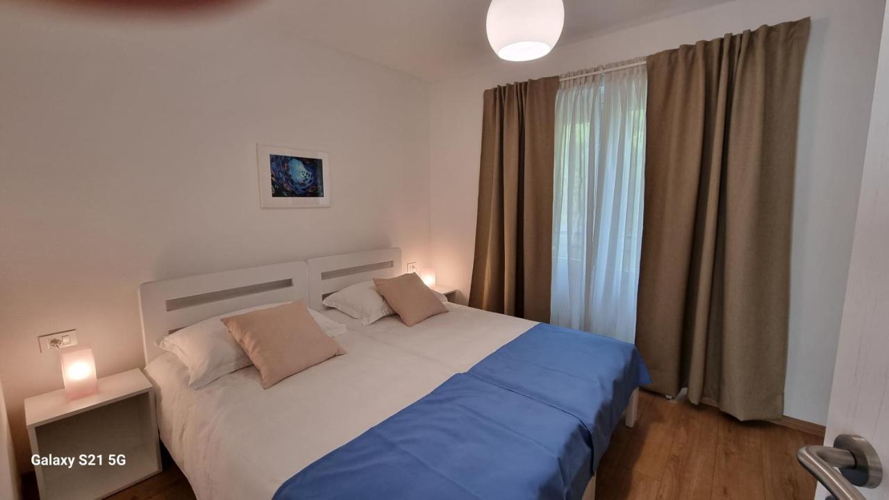 Apartment Rivarela Blu - Newly Renovated And Top Location Near Sea Novigrad Istria Exteriör bild