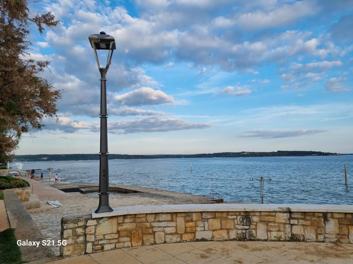 Apartment Rivarela Blu - Newly Renovated And Top Location Near Sea Novigrad Istria Exteriör bild